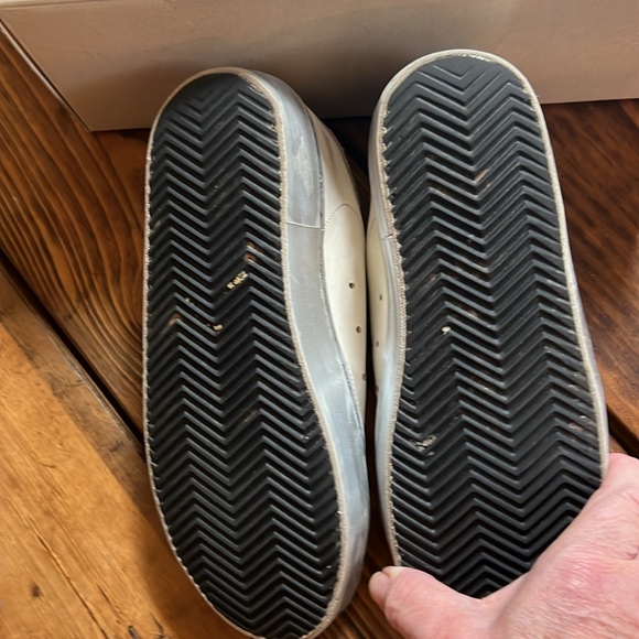 Golden Goose Super Star Classic. Box and authenticity booklet included.  Size 36 - Picture 9 of 12